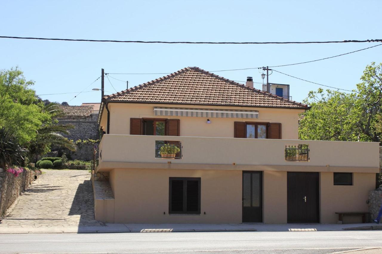 Marica Villa Tkon Kültér fotó
